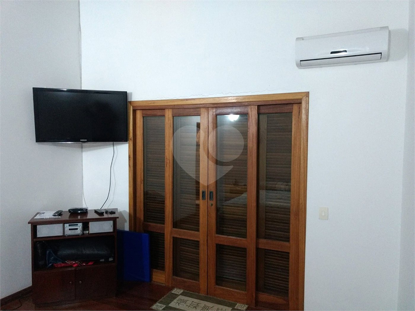 Casa à venda com 3 suítes no condomínio Alpes da Cantareira, Mairiporã - SP