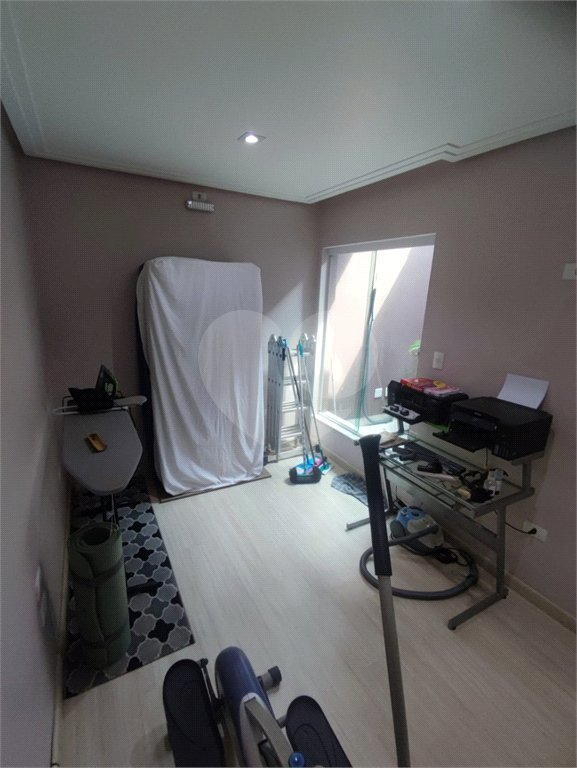 Sobrado à venda com 3 quartos, sendo 2 suítes,  em Vila Pires, Santo André, SP