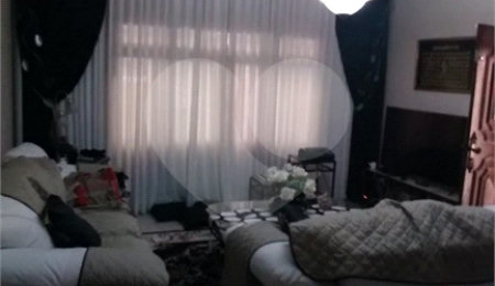 Sobrado à venda com 3 quartos, sendo 1 suíte,  em Ipiranga, São Paulo, SP