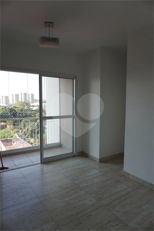 Apartamento à venda com 3 quartos, sendo 1 suíte, em Bela Vista, Salto, SP