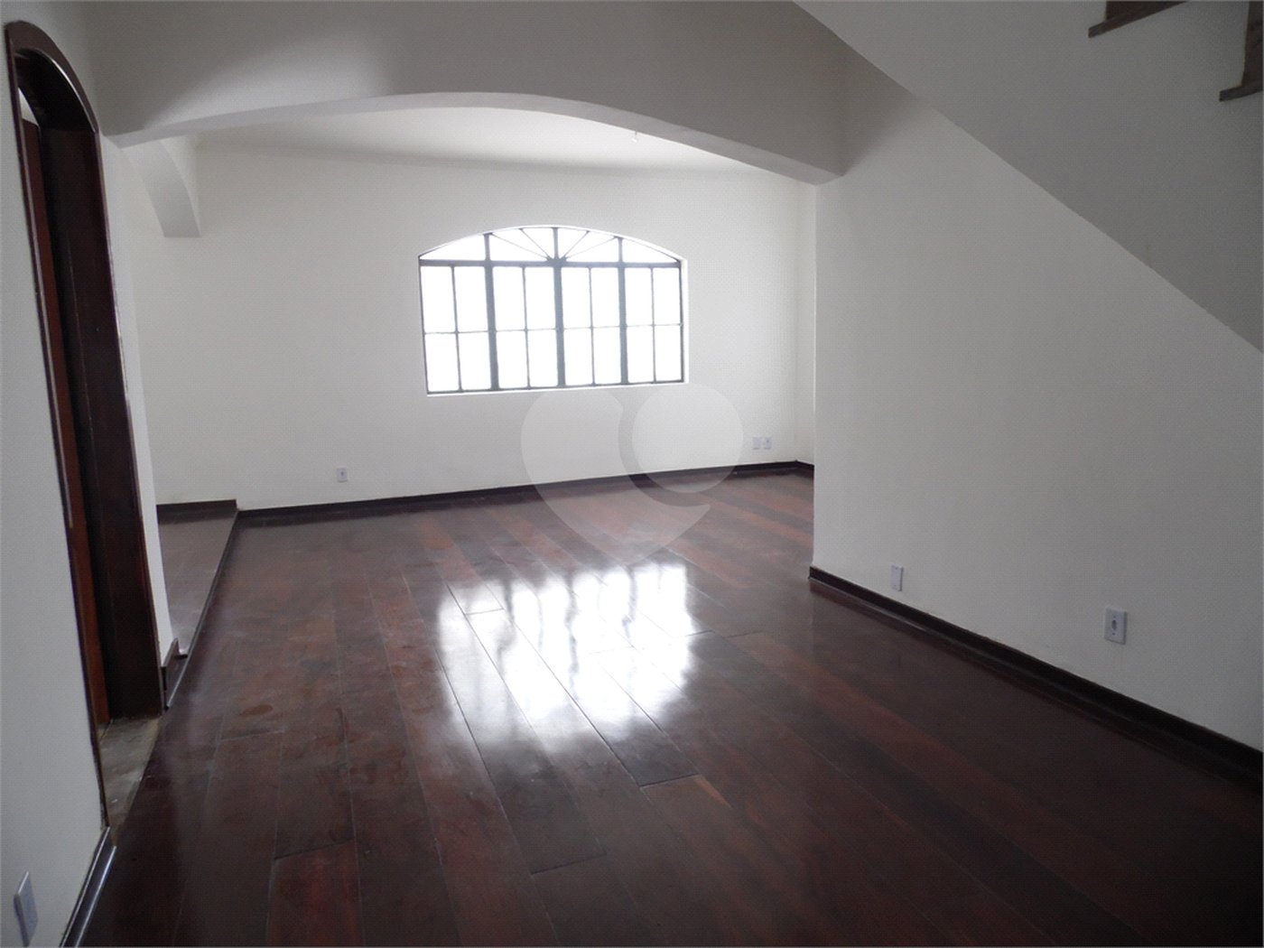 Casa à venda com 5 quartos, sendo 3 suítes, em Vila São Francisco, São Paulo, SP
