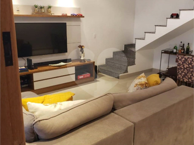 Casa à venda com 3 suítes no condomínio Palmas, São Paulo - SP