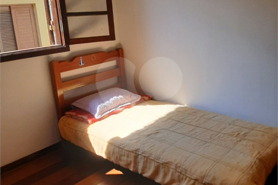 Sobrado à venda com 3 quartos, sendo 1 suíte, em Tremembé, São Paulo, SP