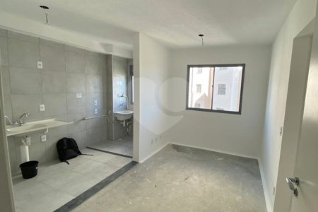 Apartamento à venda com 1 suíte em Várzea da Barra Funda, São Paulo, SP