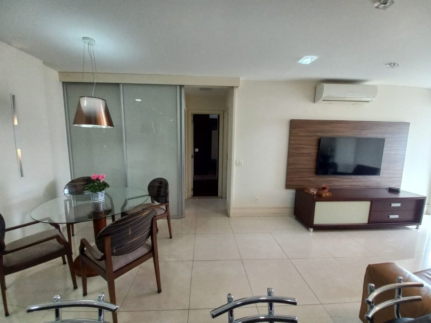 Apartamento com 2 dormitórios à venda, 99 m² por R$ 1.650.000,00 - Gonzaga - Santos/SP