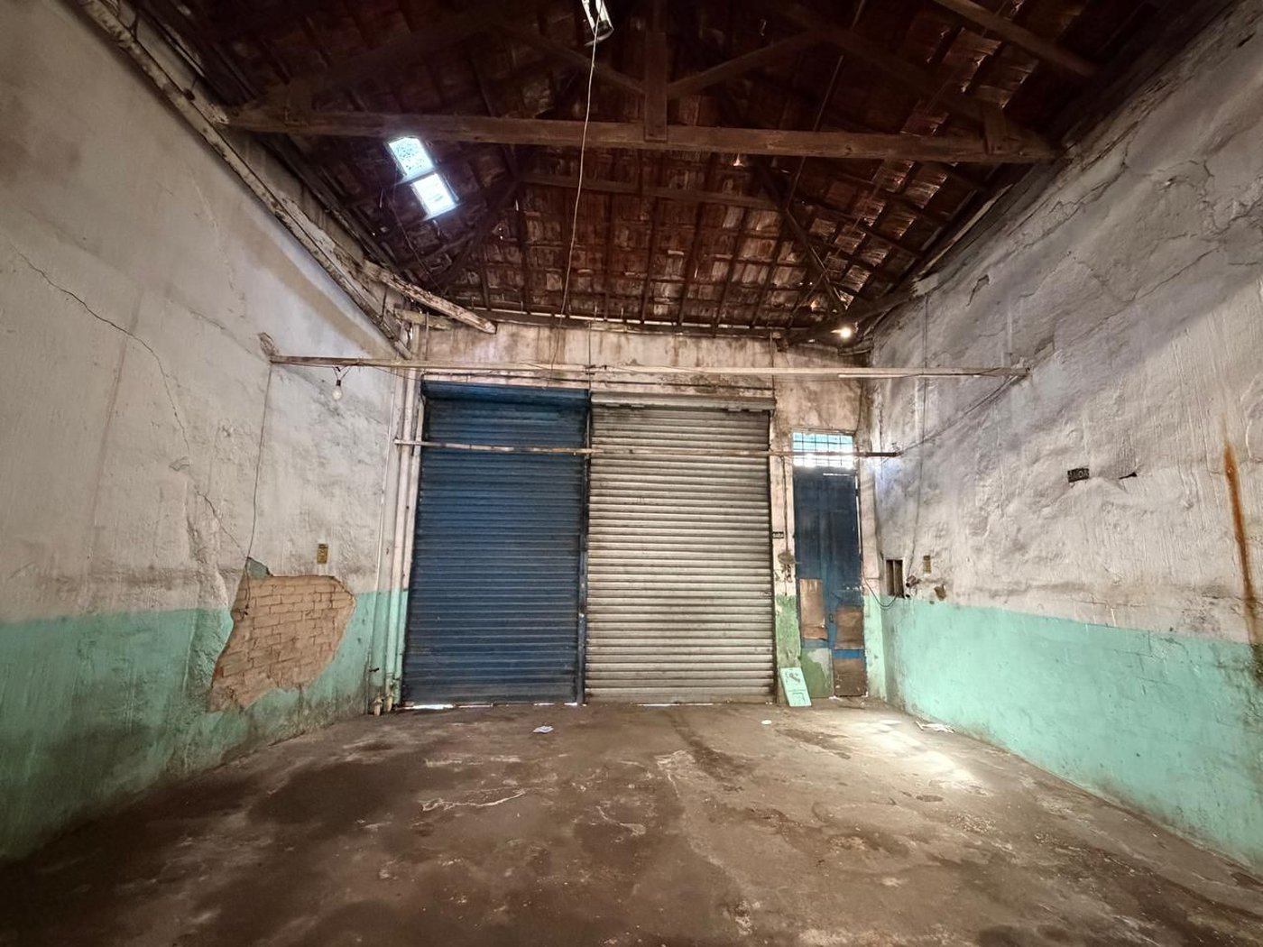 Galpão para alugar, 186 m² por R$ 6.282,00/mês - Paquetá - Santos/SP