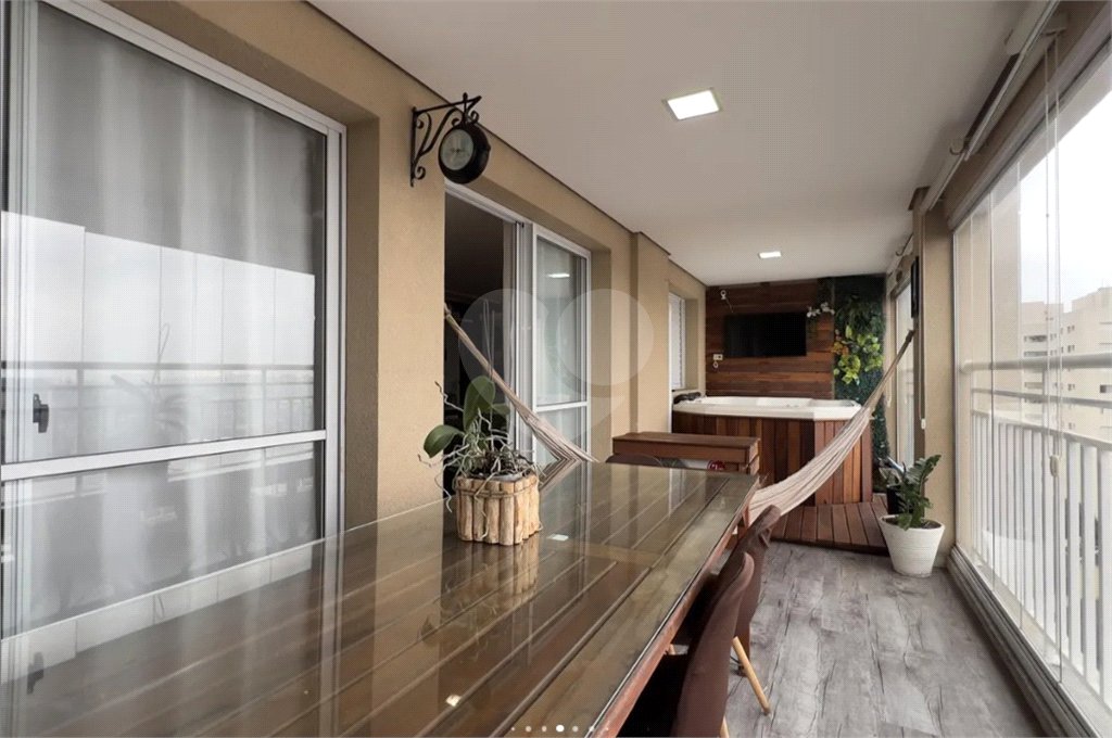 Apartamento à venda com 4 quartos, sendo 2 suítes, em Vila Augusta, Guarulhos, SP