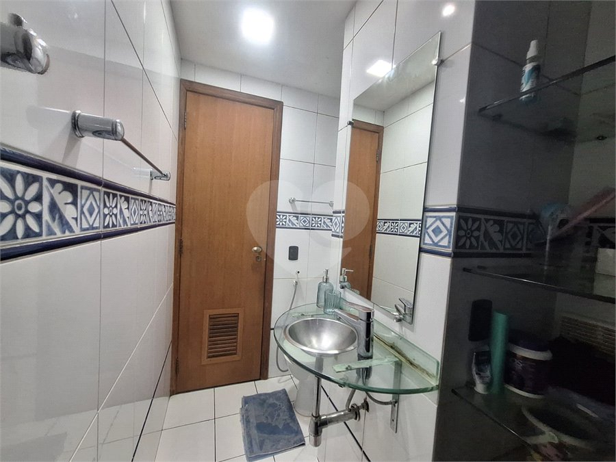 Apartamento à venda com 2 quartos, sendo 1 suíte, em Rio Comprido, Rio de Janeiro, RJ