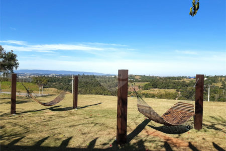 Casa à venda com 4 suítes no condomínio Campo de Toscana, Vinhedo - SP