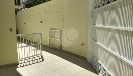 Casa Térrea à venda com 3 quartos em Campo Grande, São Paulo, SP