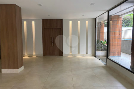 Apartamento à venda com 3 quartos, sendo 2 suítes, em Brooklin Paulista, São Paulo, SP