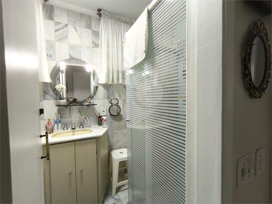 Apartamento à venda com 2 quartos, sendo 1 suíte,  em Pinheiros, São Paulo, SP