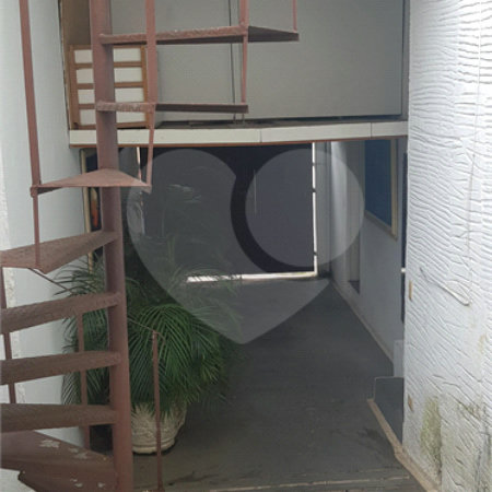 Sobrado à venda com 18 suítes em Saúde, São Paulo, SP