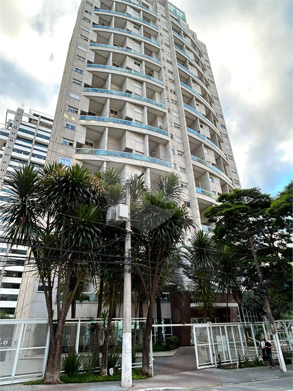 Duplex à venda com 2 quartos em Moema, São Paulo, SP