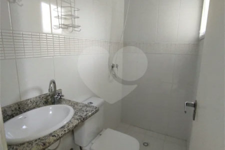 Sobrado à venda com 3 suítes em Vila Mazzei, São Paulo, SP