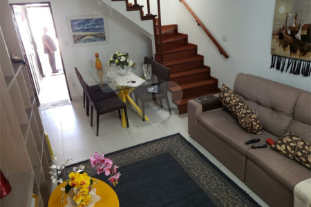 Sobrado à venda com 2 quartos em Vila Paulicéia, São Paulo, SP