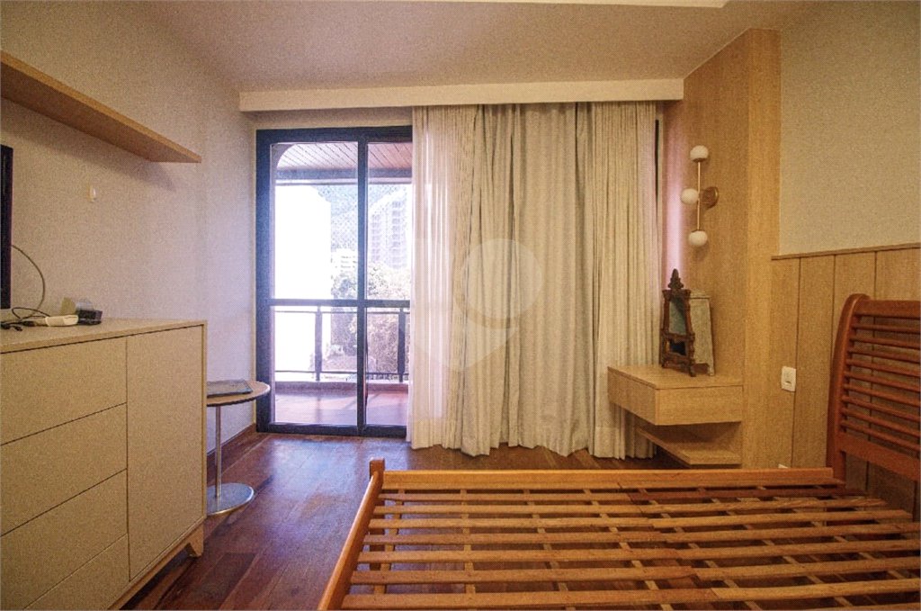 Apartamento à venda com 4 quartos, sendo 2 suítes,  em Tijuca, Rio de Janeiro, RJ