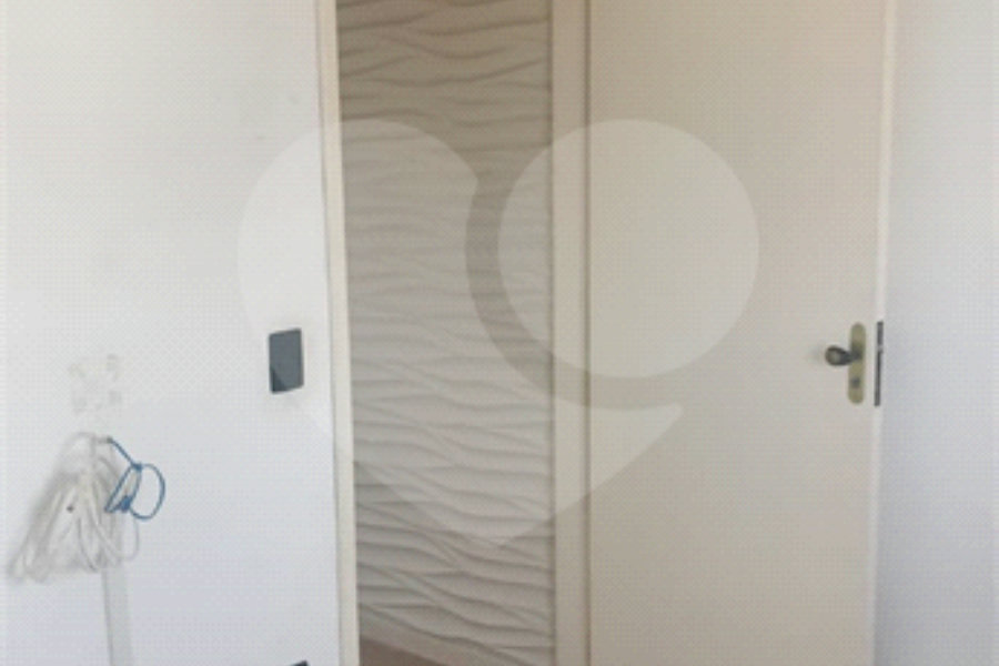 Sobrado à venda com 2 quartos em Parque Viviane, Itaquaquecetuba, SP