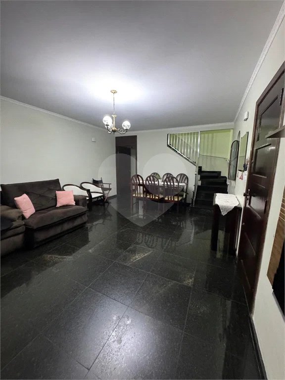 Sobrado à venda com 3 quartos em Jaçanã, São Paulo, SP