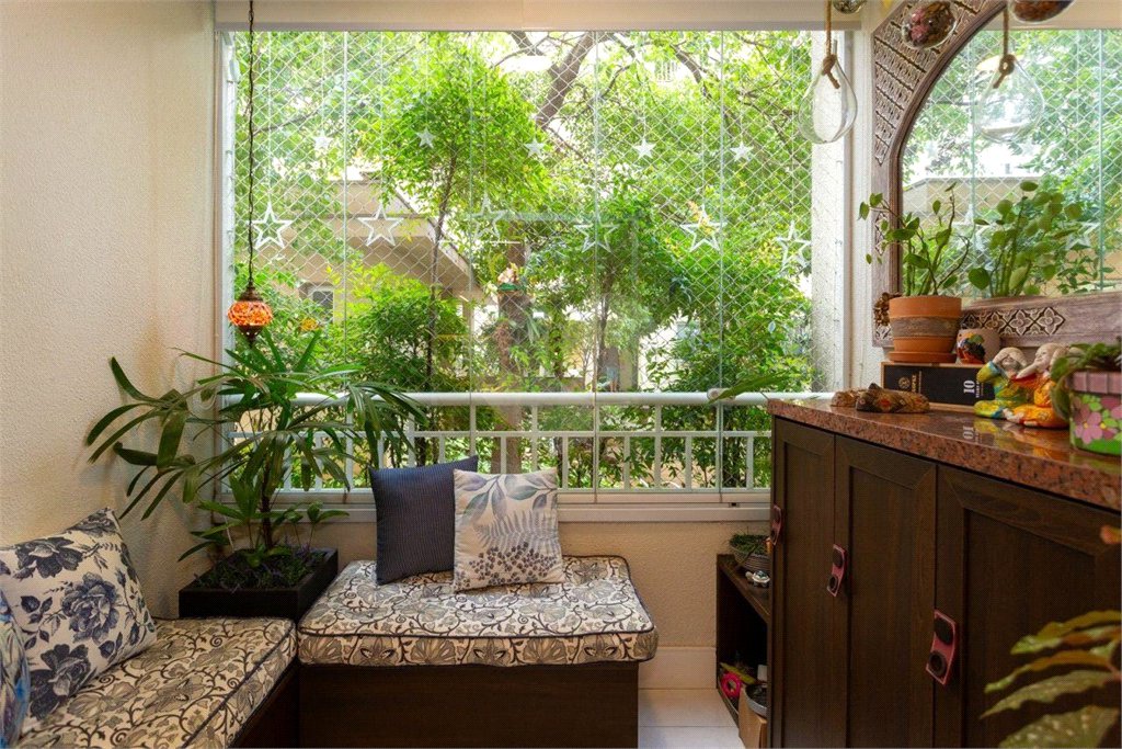Apartamento à venda com 2 quartos, sendo 1 suíte,  em Cambuci, São Paulo, SP
