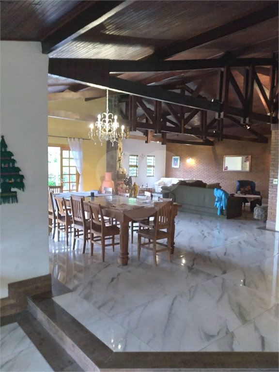 Casa à venda com 3 quartos, sendo 1 suíte, em Serra da Cantareira, Mairiporã, SP