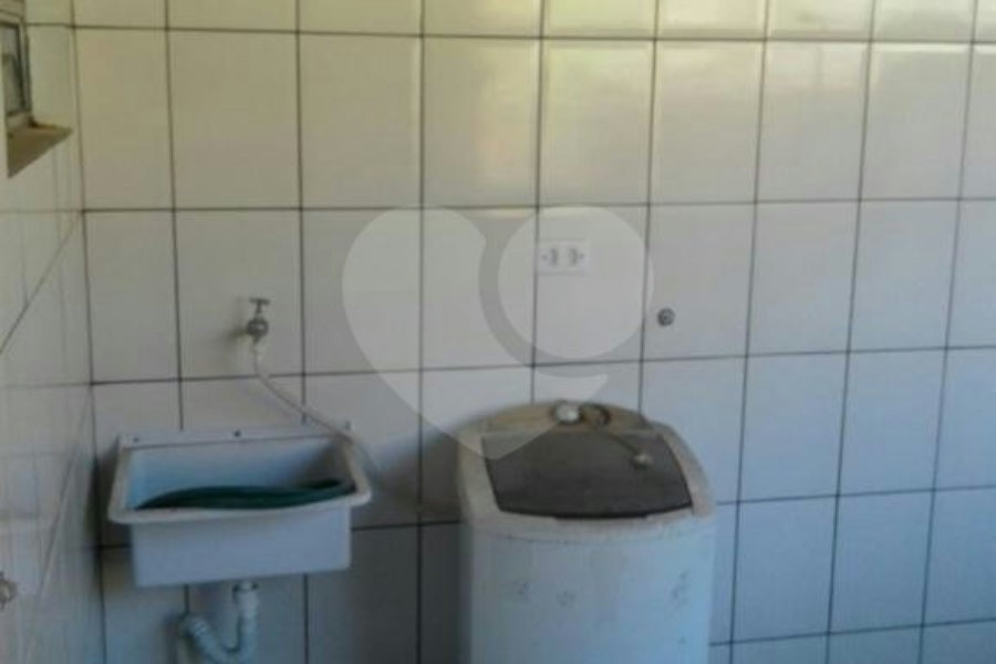 Sobrado à venda com 4 quartos, sendo 2 suítes,  em Tremembé, São Paulo, SP