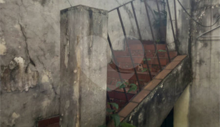 Casa à venda com 2 quartos em Cambuci, São Paulo, SP