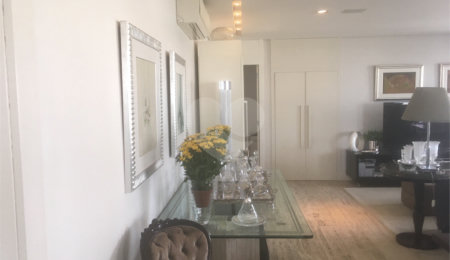 Apartamento à venda com 4 quartos, sendo 3 suítes,  em Moema, São Paulo, SP