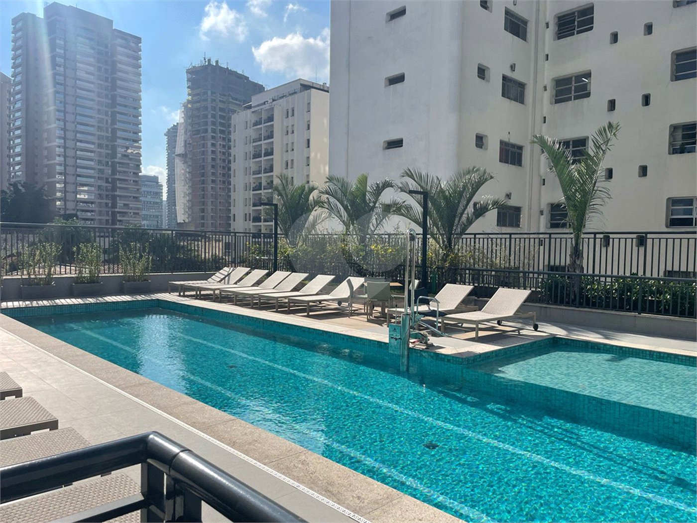 Apartamento à venda com 2 quartos, sendo 1 suíte, em Santo Amaro, São Paulo, SP