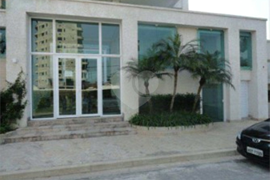 Apartamento à venda com 3 suítes em Jardim Virgínia, Guarujá, SP