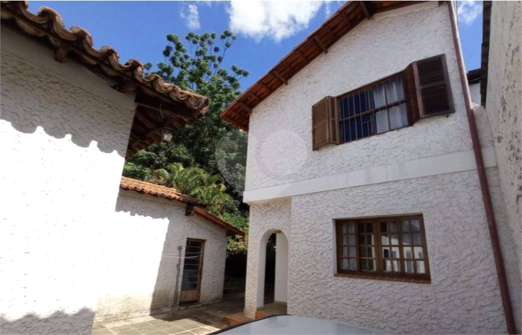 Casa à venda com 4 quartos, sendo 1 suíte,  em Lapa, São Paulo, SP