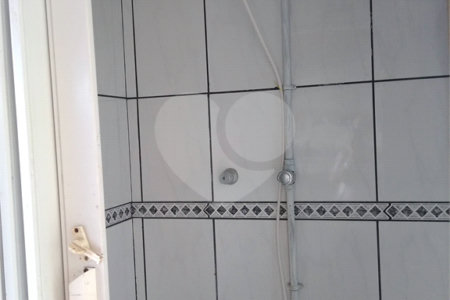 Sobrado à venda com 4 quartos, sendo 3 suítes,  em Vila Monumento, São Paulo, SP