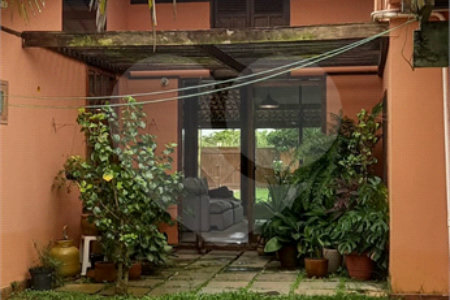 Casa à venda com 5 quartos, sendo 4 suítes, em Praia Rasa, Armação dos Búzios, RJ