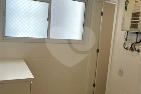 Apartamento à venda com 4 quartos, sendo 1 suíte, em Vila Mariana, São Paulo, SP