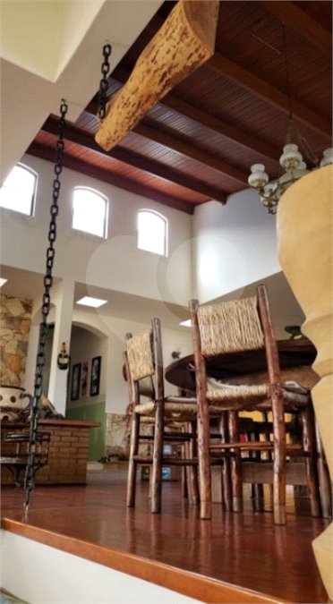 Sítio à venda com 6 quartos, sendo 5 suítes, em Dos Mimis, Piracaia, SP