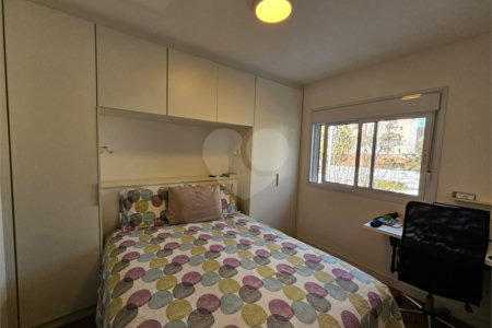 Sobrado à venda com 3 quartos, sendo 2 suítes, em Chácara Monte Alegre, São Paulo, SP