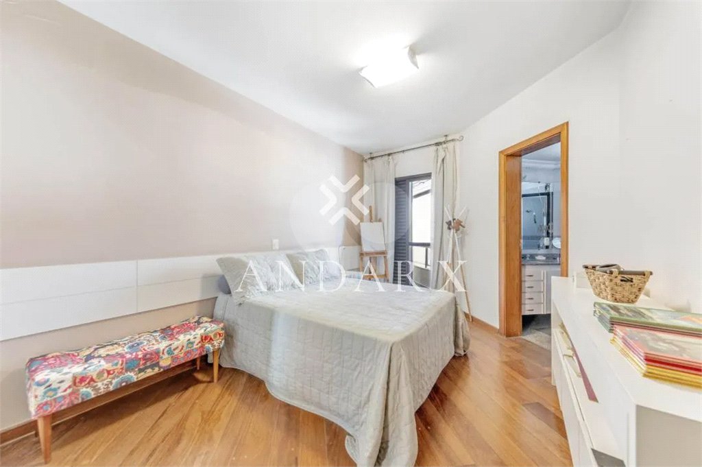 Apartamento à venda com 4 quartos, sendo 2 suítes, em Perdizes, São Paulo, SP