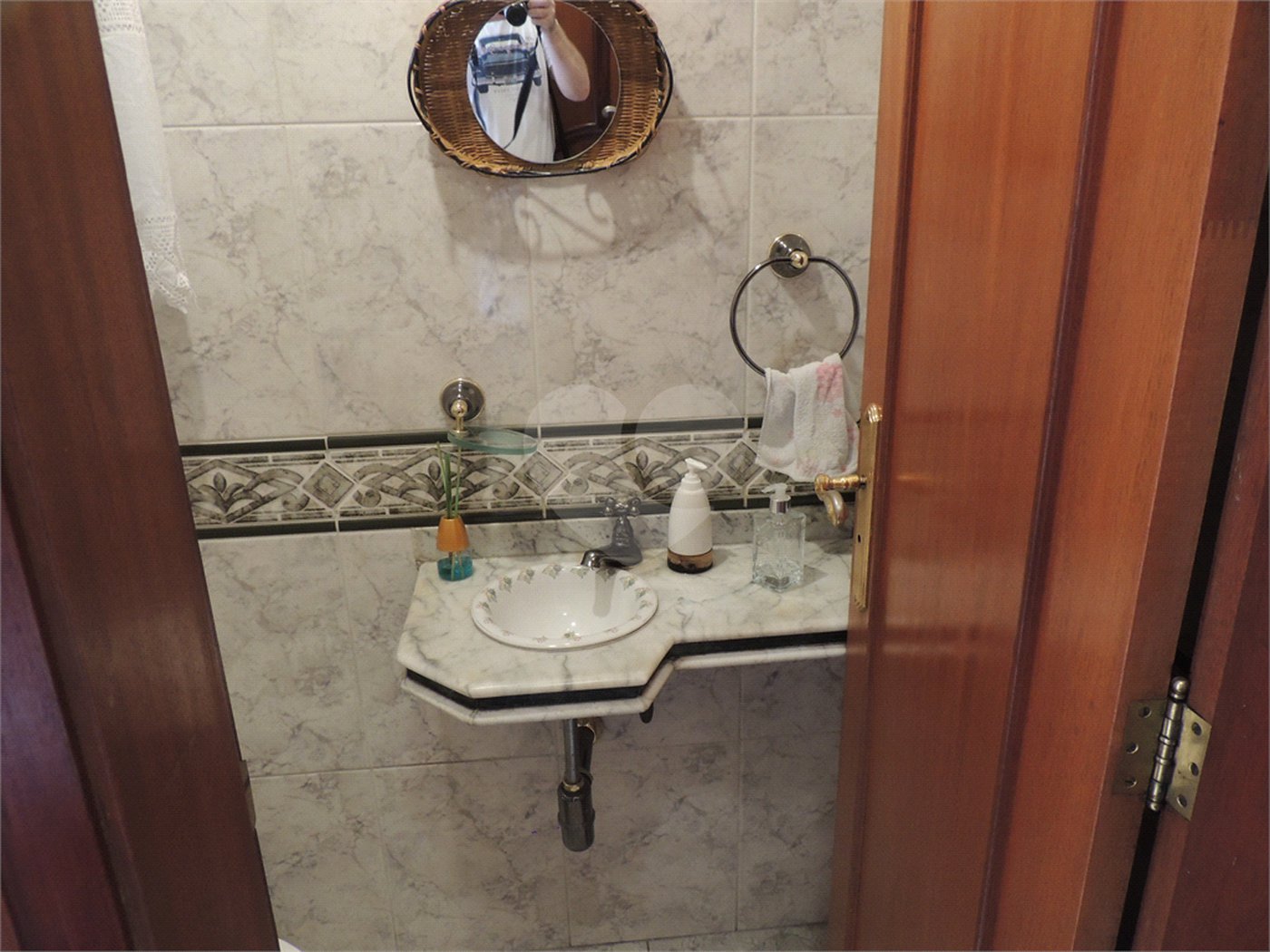 Casa à venda ou para alugar com 3 quartos, sendo 1 suíte, no condomínio Maison, São Paulo - SP