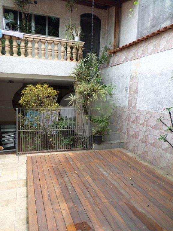 Casa à venda com 5 quartos, sendo 2 suítes,  em Vila Gustavo, São Paulo, SP