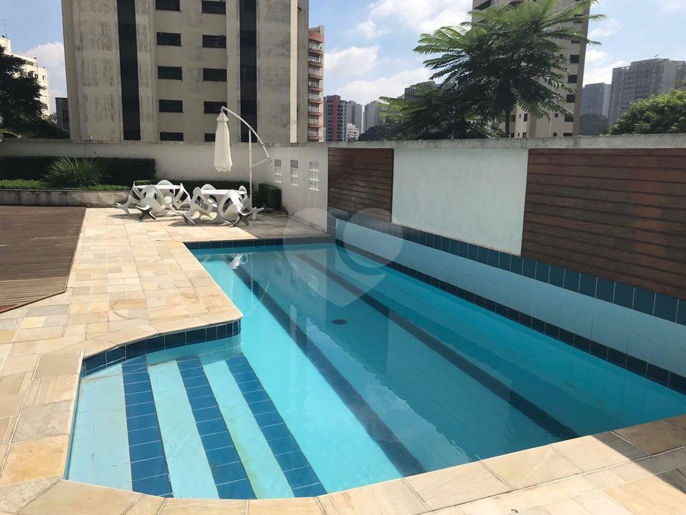 Apartamento à venda com 3 suítes em Jardim Londrina, São Paulo, SP
