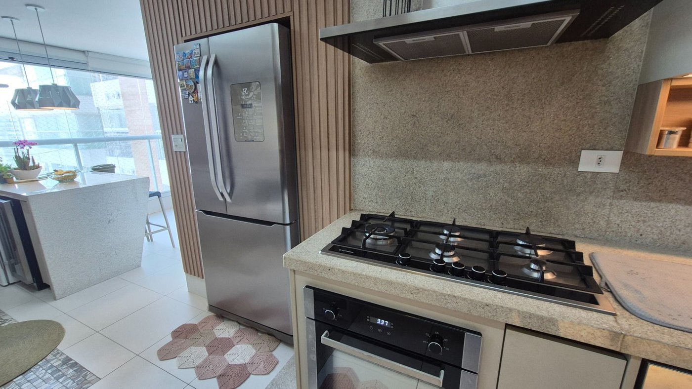 Apartamento com 3 dormitórios à venda, 144 m² por R$ 2.400.000,00 - Gonzaga - Santos/SP