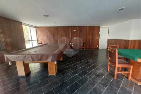 Apartamento à venda com 3 quartos, sendo 1 suíte, em Jardim das Acácias, São Paulo, SP