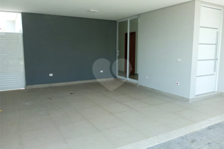 Casa à venda com 3 quartos, sendo 1 suíte,  no condomínio Lagos D Icaraí, Salto - SP