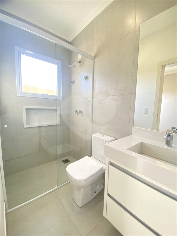 Casa à venda com 3 quartos, sendo 1 suíte, no condomínio Reserva Central Parque, Salto - SP