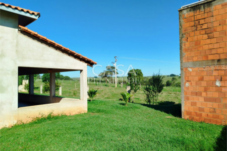 Chácara à venda com 3 quartos, sendo 1 suíte,  em Área Rural de Emilianópolis, Emilianópolis, SP