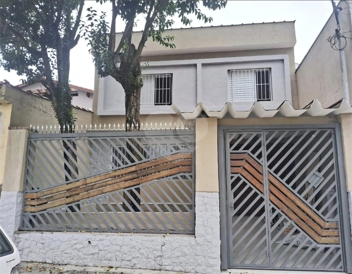 Sobrado à venda com 3 quartos, sendo 2 suítes,  em Vila Homero Thon, Santo André, SP