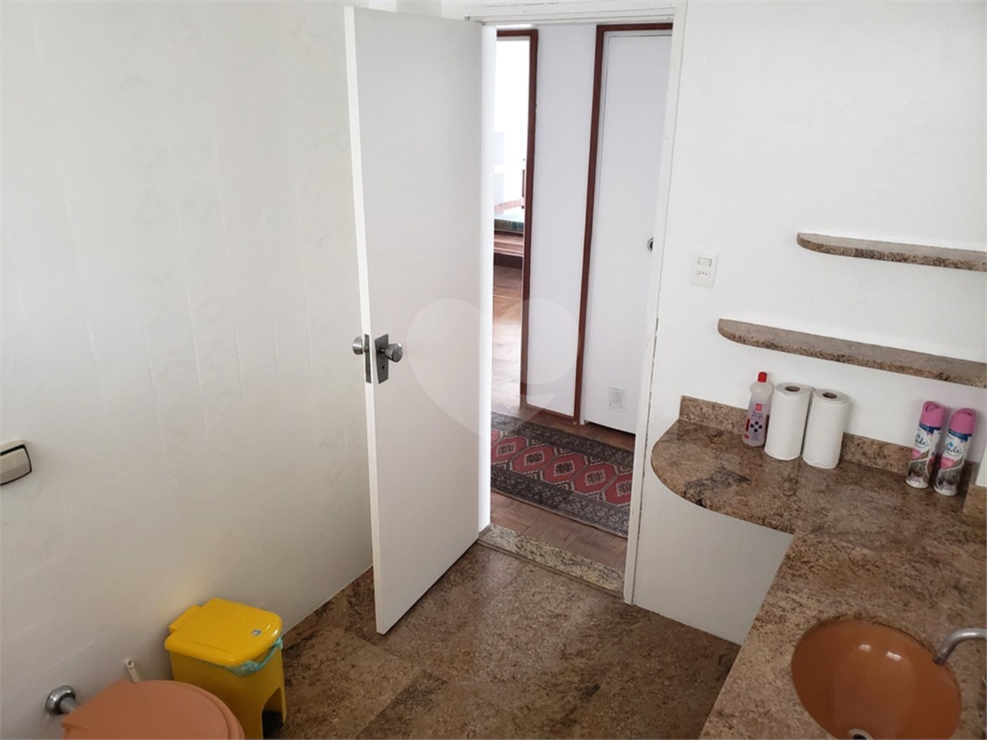 Apartamento para venda ou locação, 4 quartos (1 suíte), na Bela Vista, R Cincinato Braga