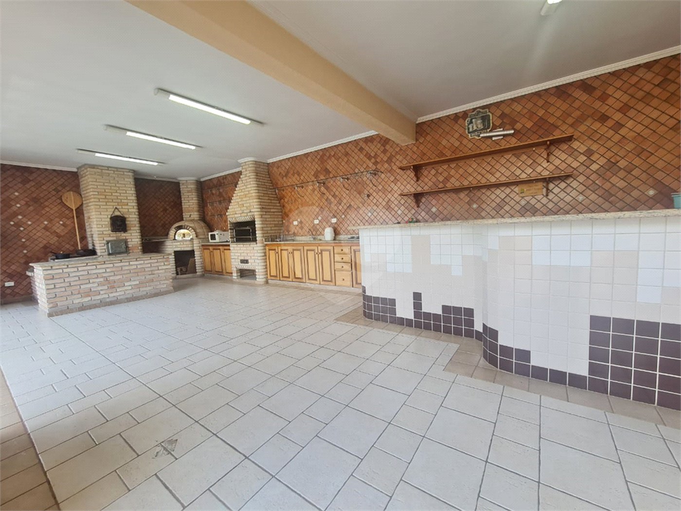 Casa à venda com 3 suítes em Interlagos, São Paulo, SP