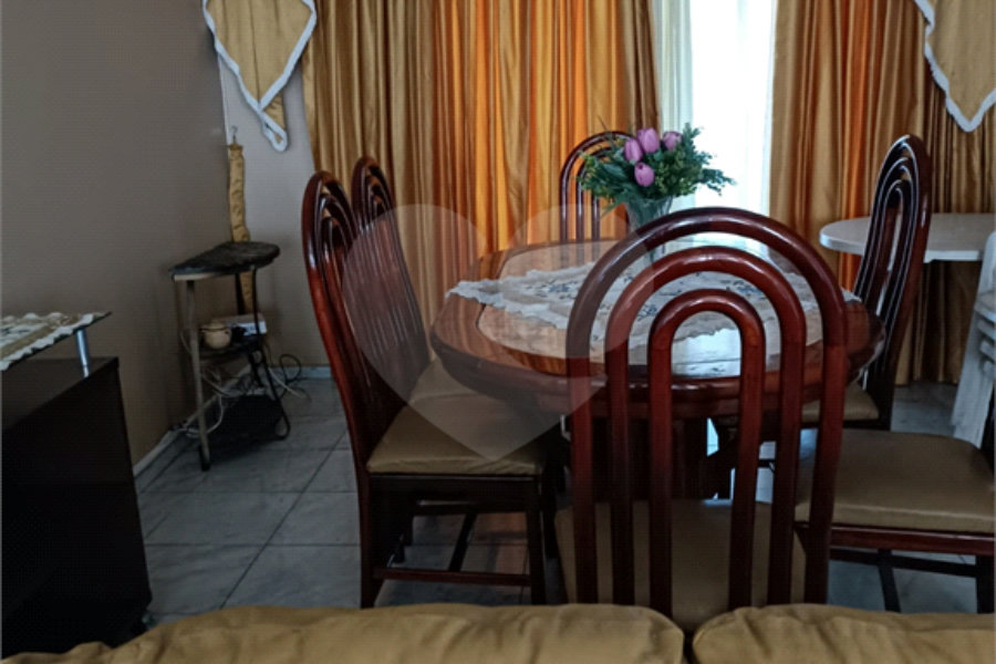 Sobrado com 4 Quartos e 4 banheiros à Venda -337 m² por R$ 850.,000 -- Jardim Vivan,-Jaraguá, São Paulo - SP