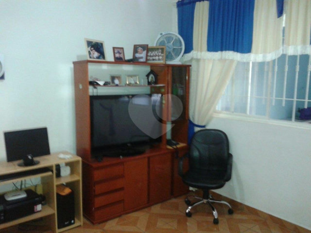 Sobrado à venda com 4 quartos em Tremembé, São Paulo, SP